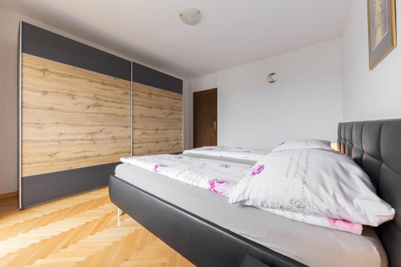 Apartment Valy - Free Bikes, Relaxing Terrace & Near 블레드 외부 사진